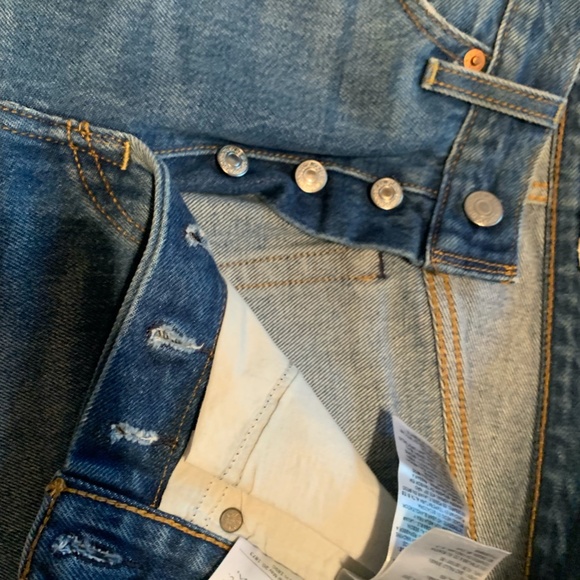 Levi's Wedgie Fit Womens' Size 27 Dark/Medium Wash - Picture 5 of 7